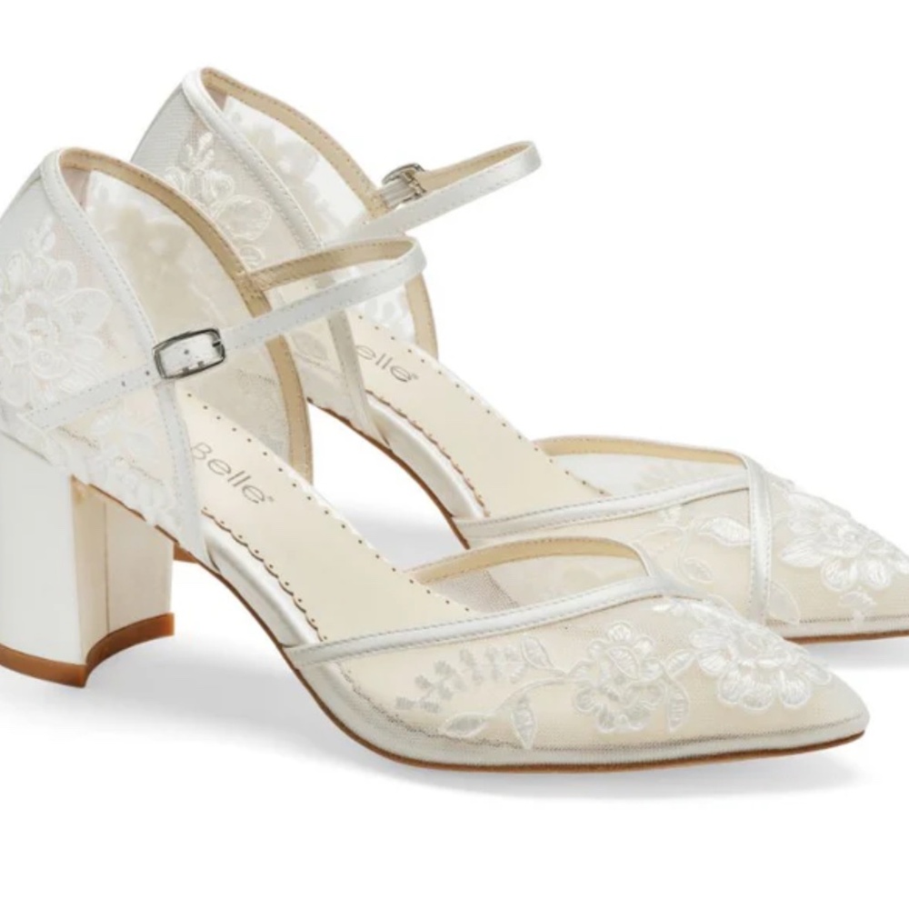 Bella Belle Chelsea Shoe size 8